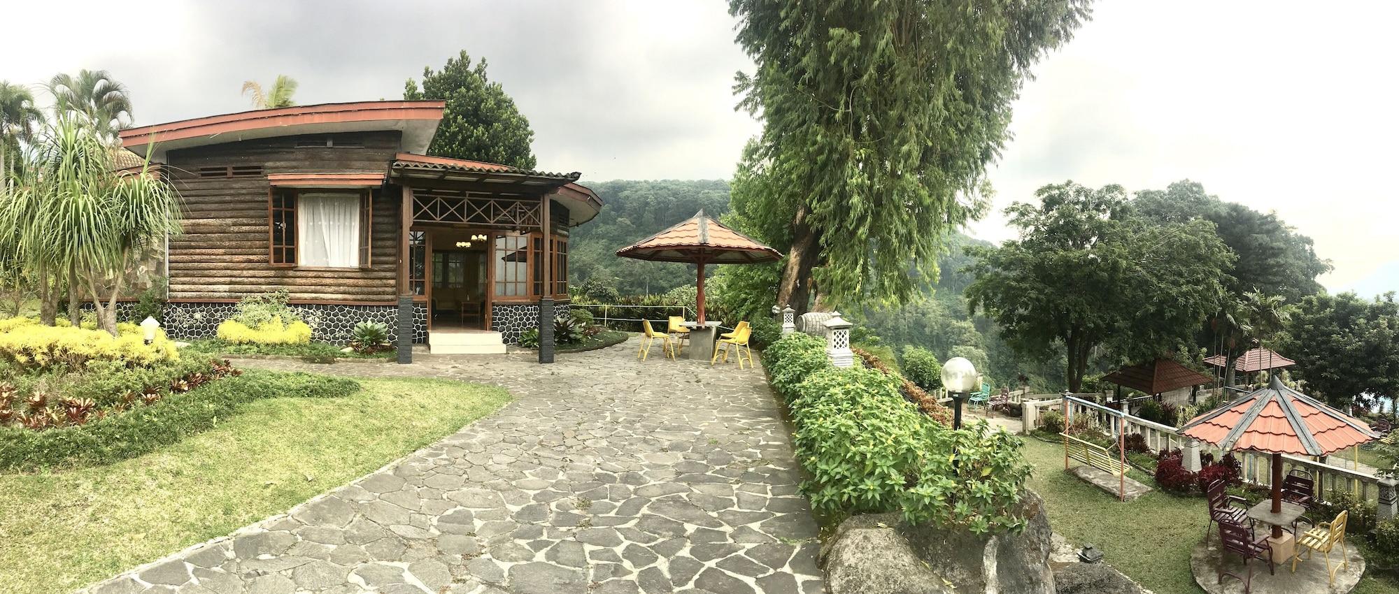 Inna Tretes Hotel & Resort Prigen Zewnętrze zdjęcie